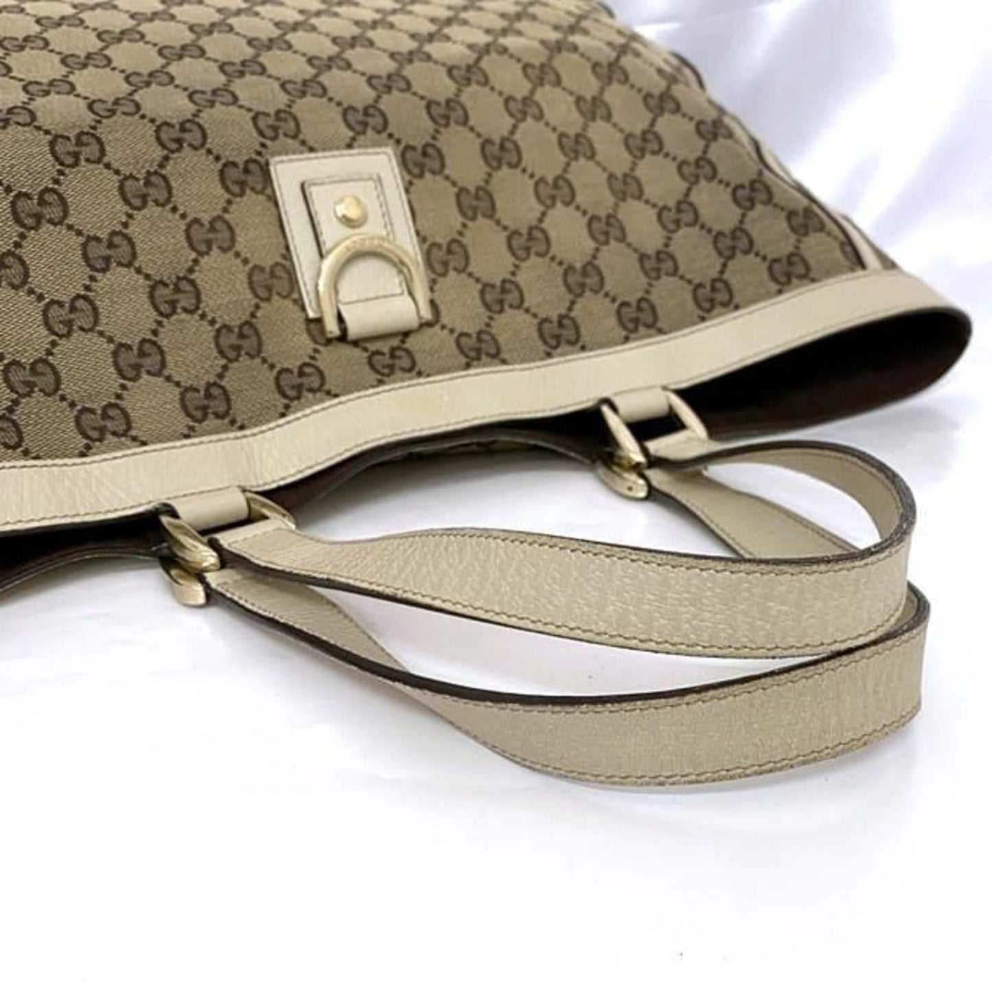 Gucci Abbey