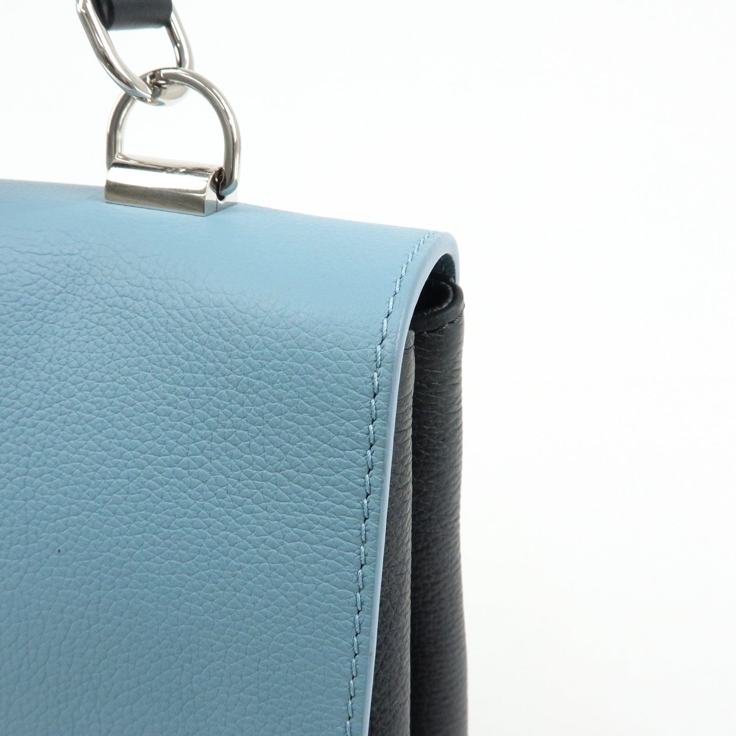 Louis Vuitton Lock Me Leather Cartable Hand Bag Blue Black M50250