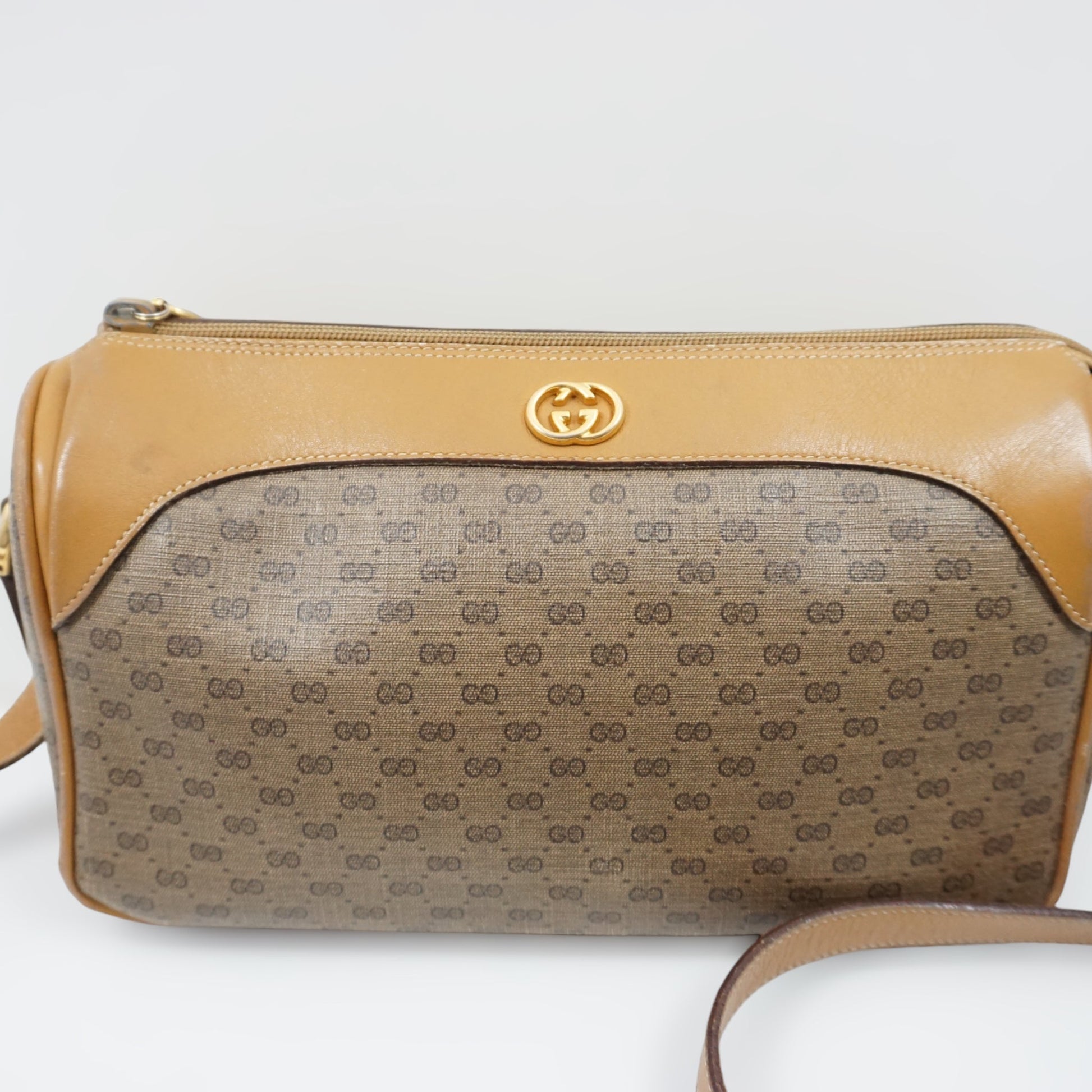 Gucci Laeder Crossbody Style 2