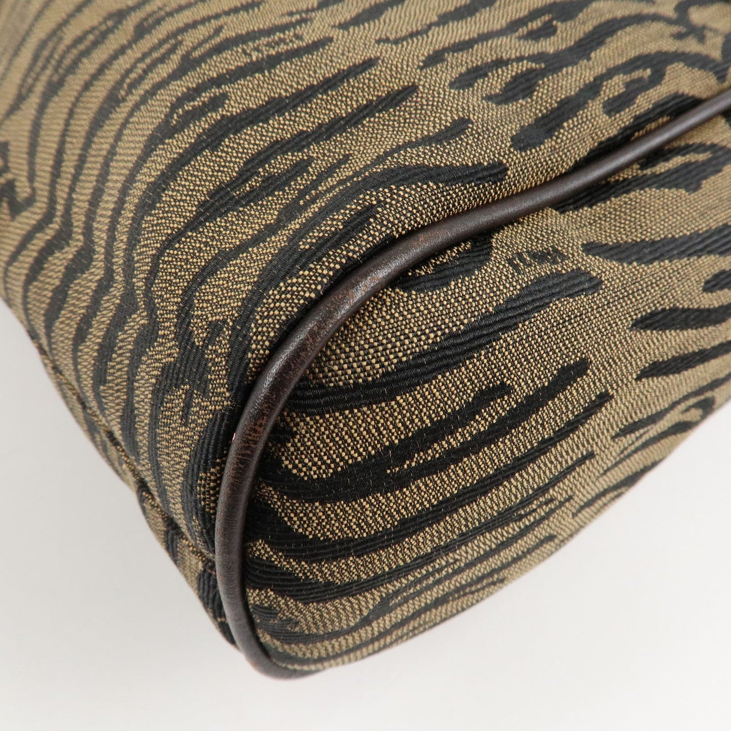 FENDI Zucca Canvas Leather Tote Bag Hand Bag 8BR284 Brown Black