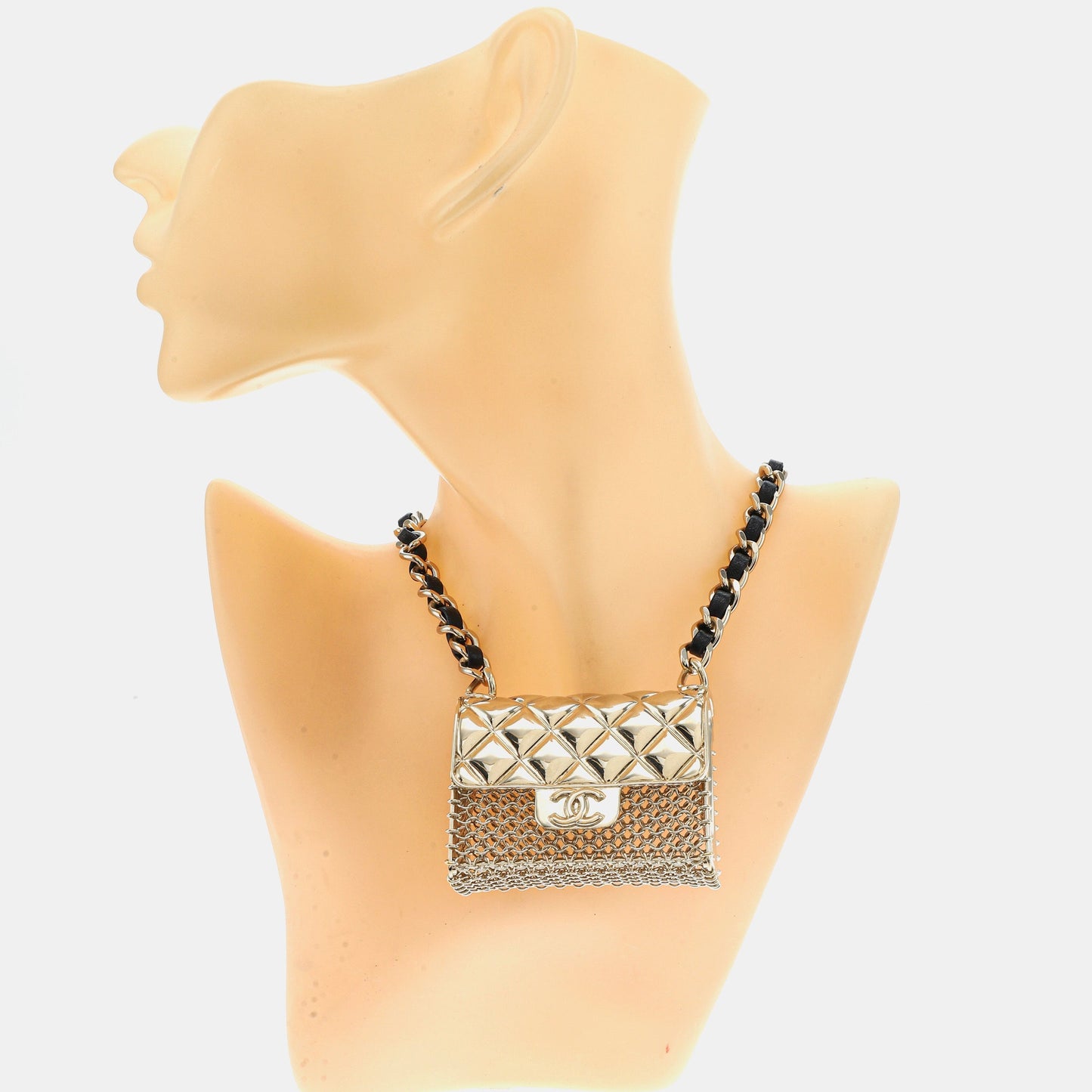 Chanel Matelassé Shoulder Bag - Ewore Bags