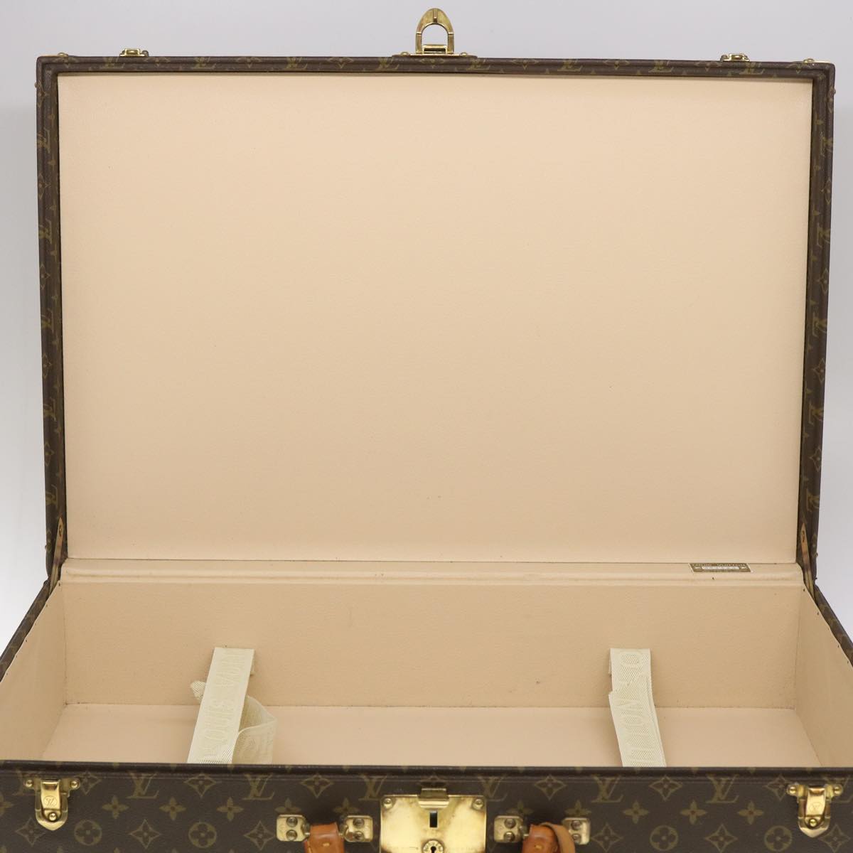 LOUIS VUITTON Bisten Travel