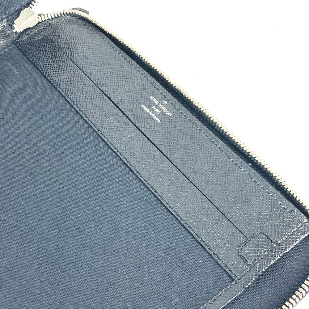 LOUIS VUITTON Clutch bag M32612 Taiga Leather black Taiga Vladimir
