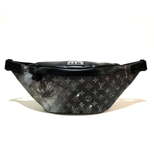 LOUIS VUITTON Sling bag ï¼­44444 Monogram Galaxy Canvas, Leather Silverx black Monogram Galaxy Discovery Bum Bag