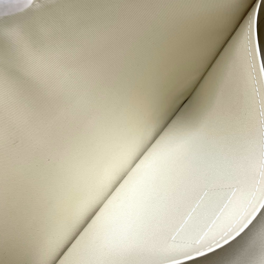 LOUIS VUITTON Clutch bag M67462 Taurillon Clemence white Taurillon Clemence Monogram Pochette A4 mens Used