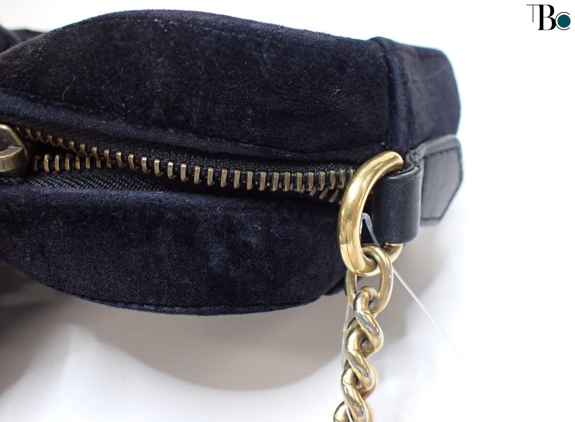 Gucci Gg Marmont Flap Bag Crystal Embellished Matelasse Velvet Black Velvet Shoulder Bag Bag ( )