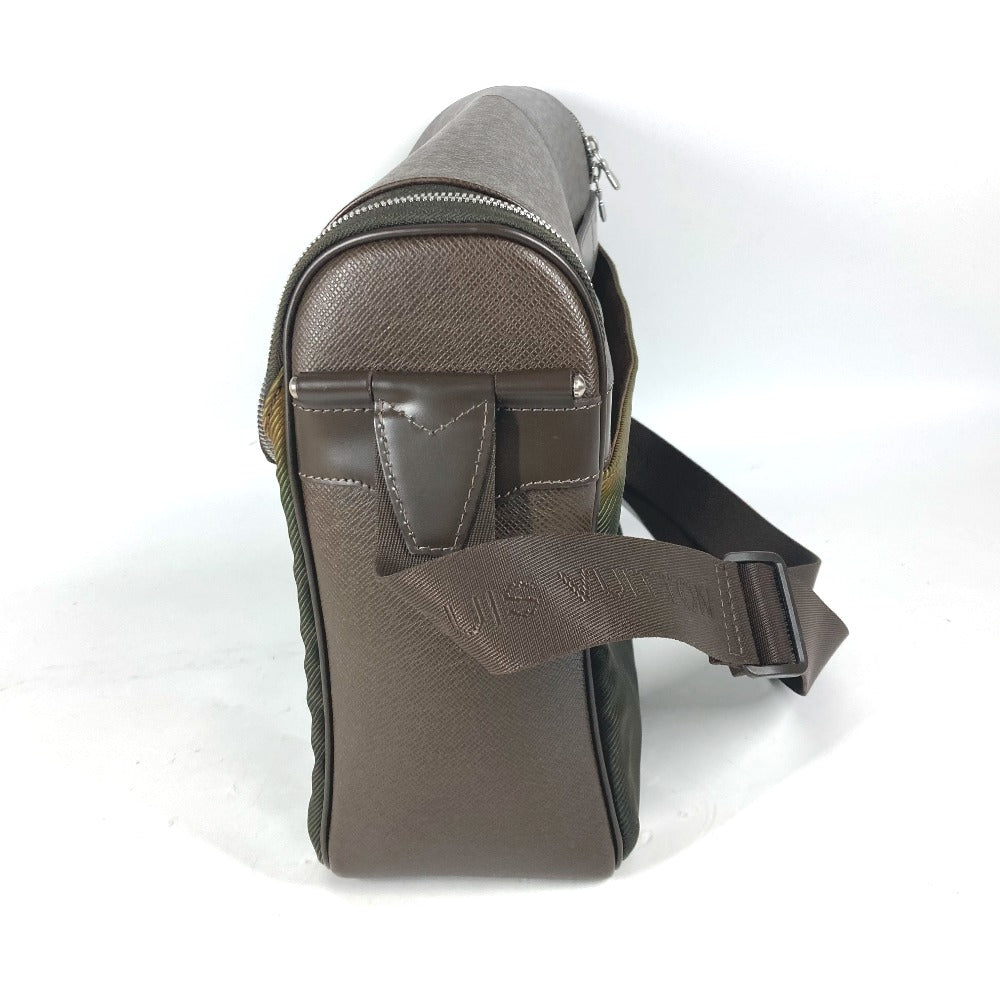 LOUIS VUITTON Shoulder Bag M30868 Taiga Leather, Nylon Brown Taiga Thai meal mens
