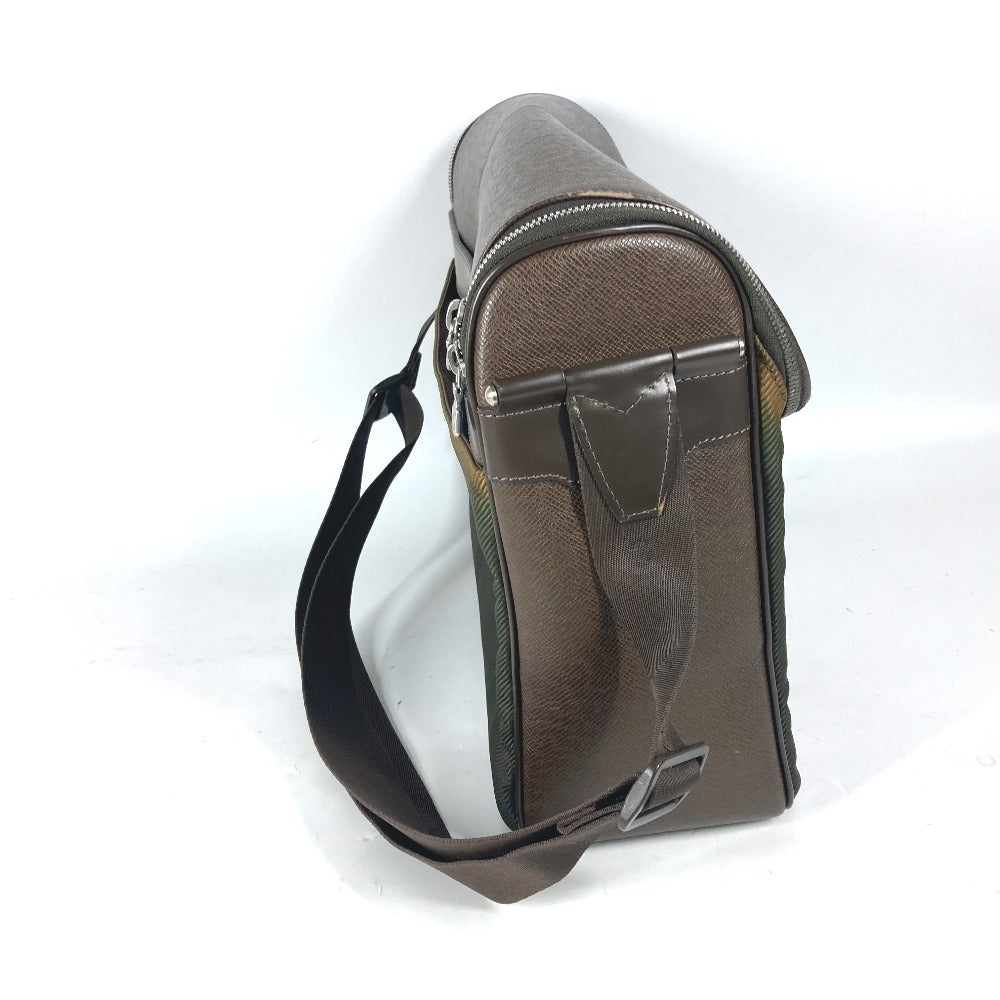 LOUIS VUITTON Shoulder Bag M30868 Taiga Leather, Nylon Brown Taiga Thai meal mens