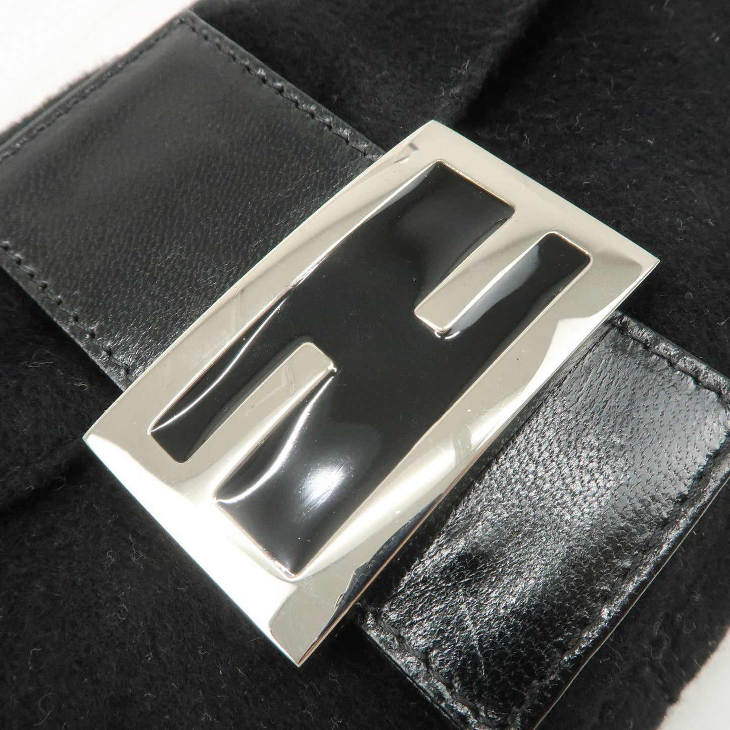 FENDI Mamma Baguette Cashmere Leather Shoulder Bag  Black 26424