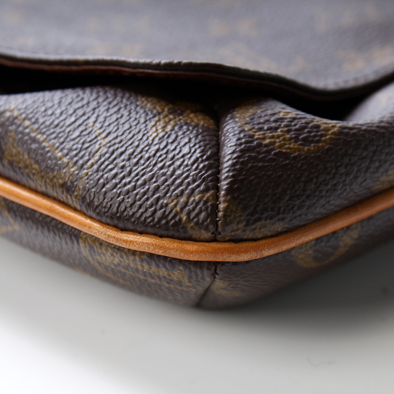 Louis Vuitton Musette Salsa Short Monogram