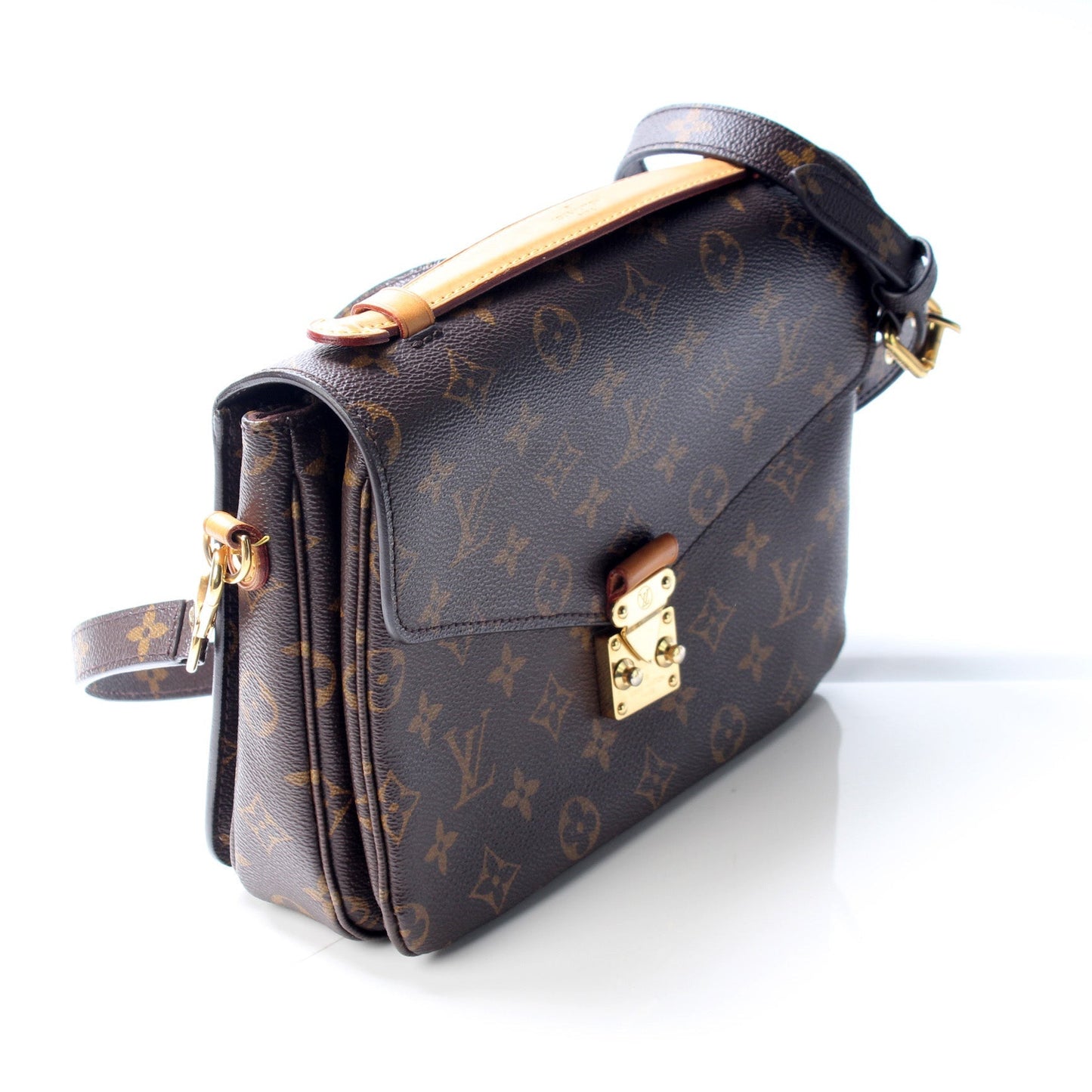 Louis Vuitton Pochette Metis Monogram