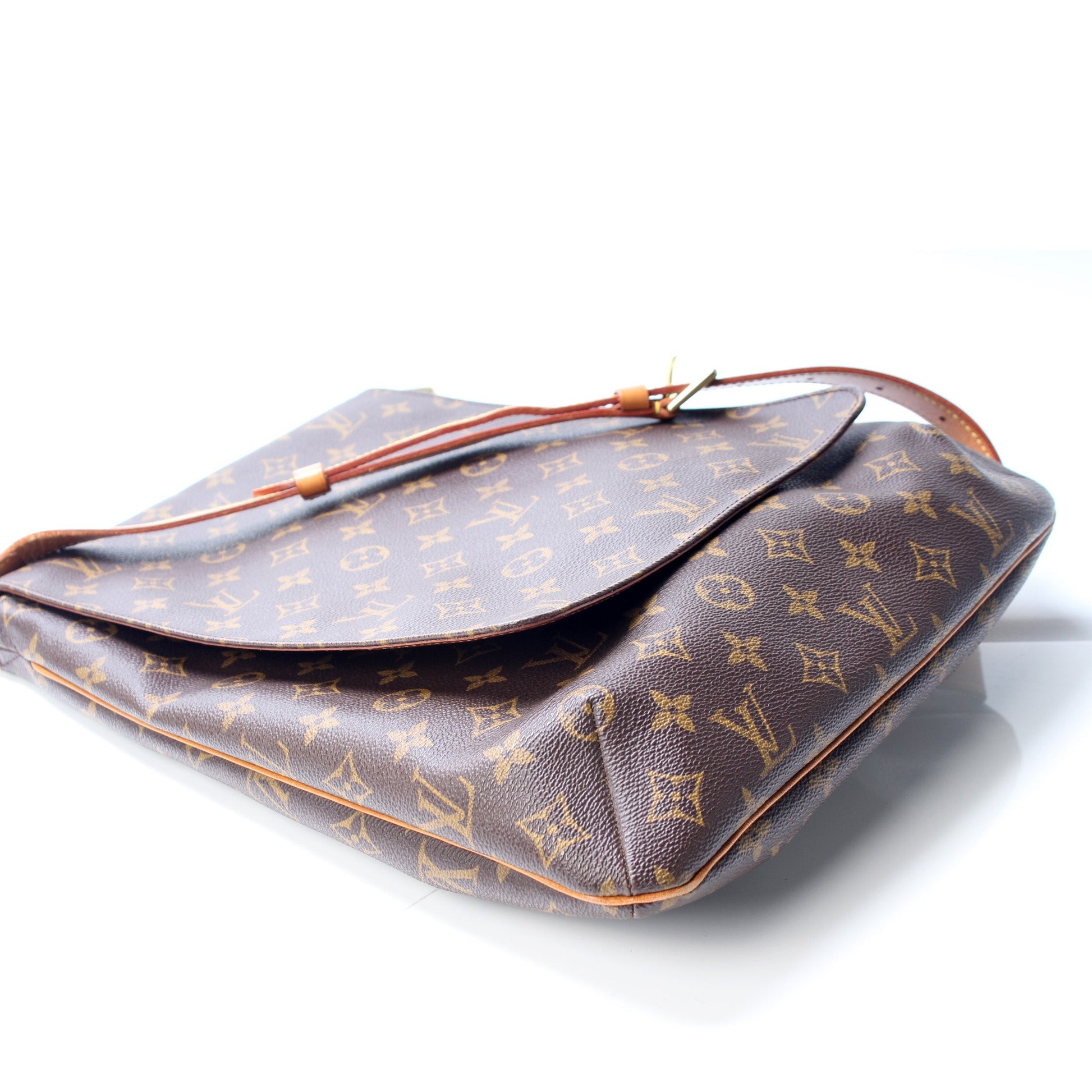 Louis Vuitton Mussette Messenger Monogram