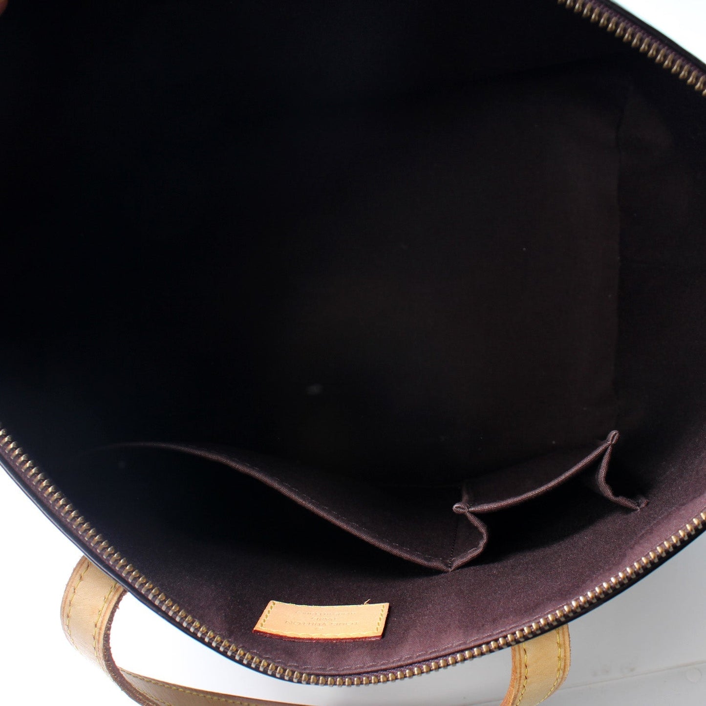 Louis Vuitton Bellevue PM Vernis