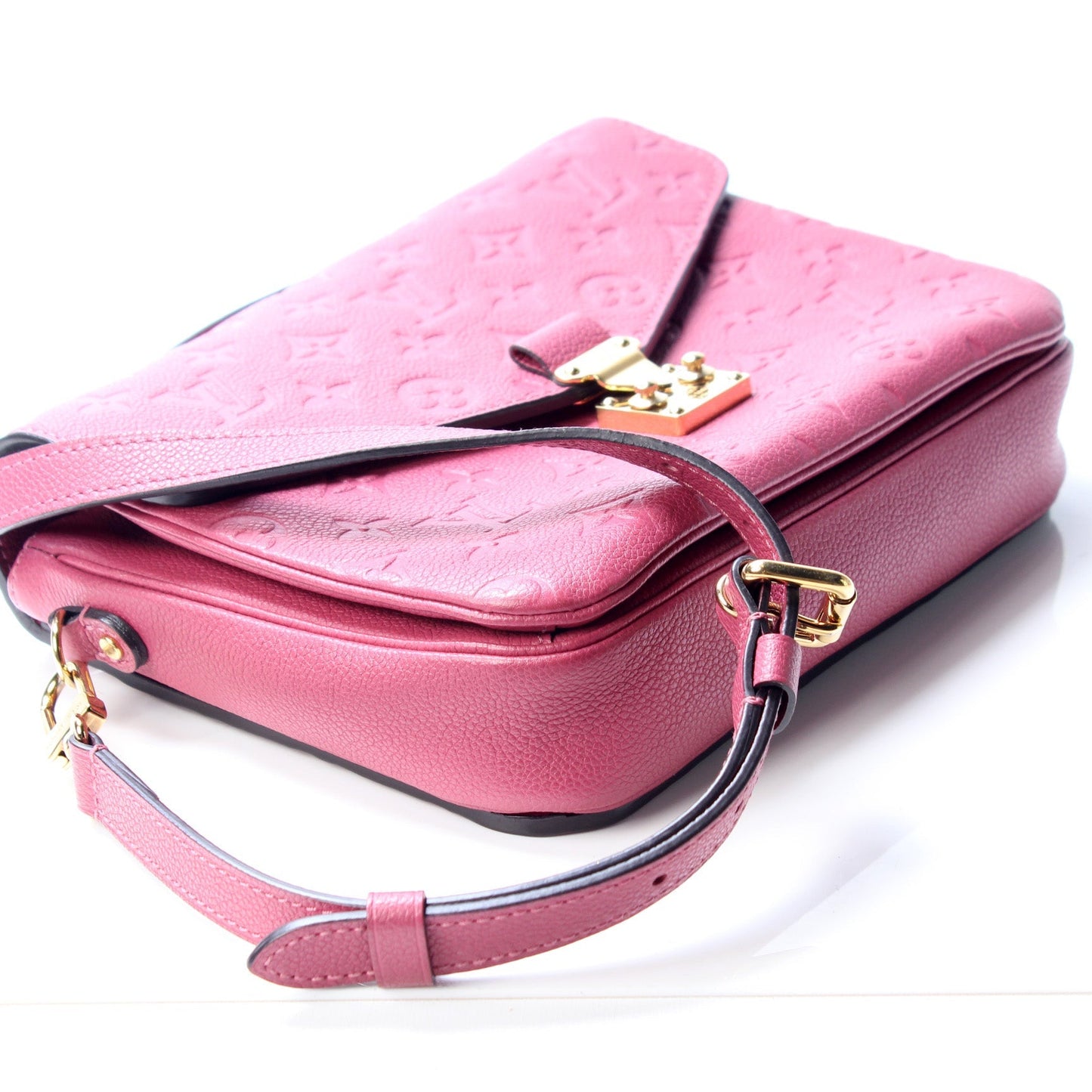 Louis Vuitton Pochette Metis Empreinte