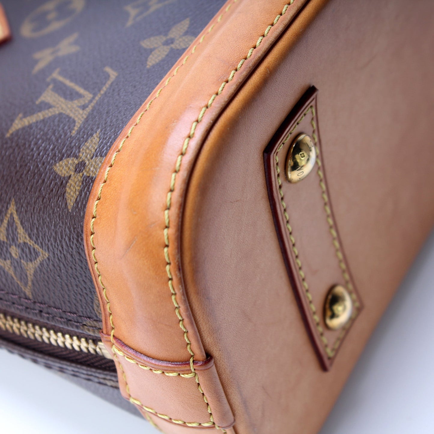 Louis Vuitton Alma BB Monogram