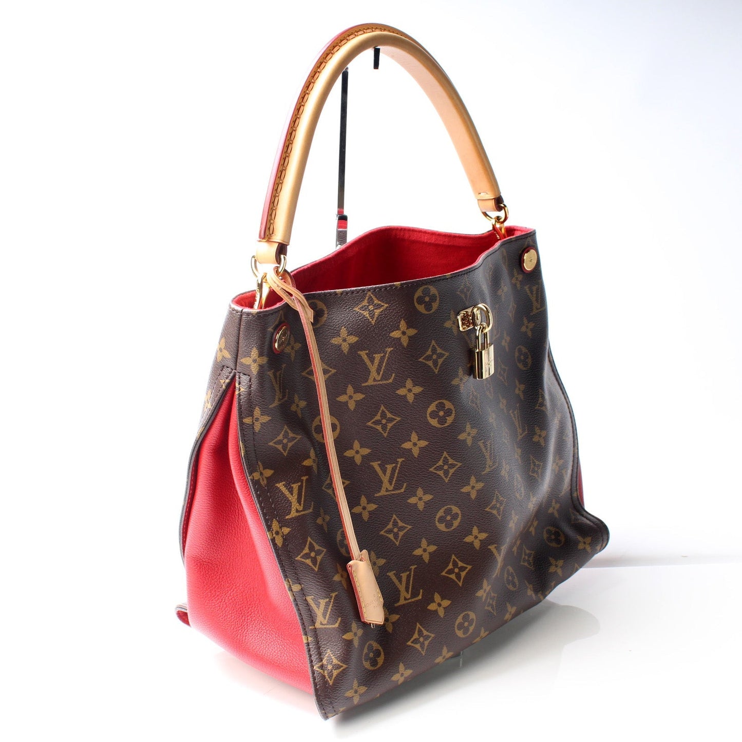 Louis Vuitton Gaia Monogram