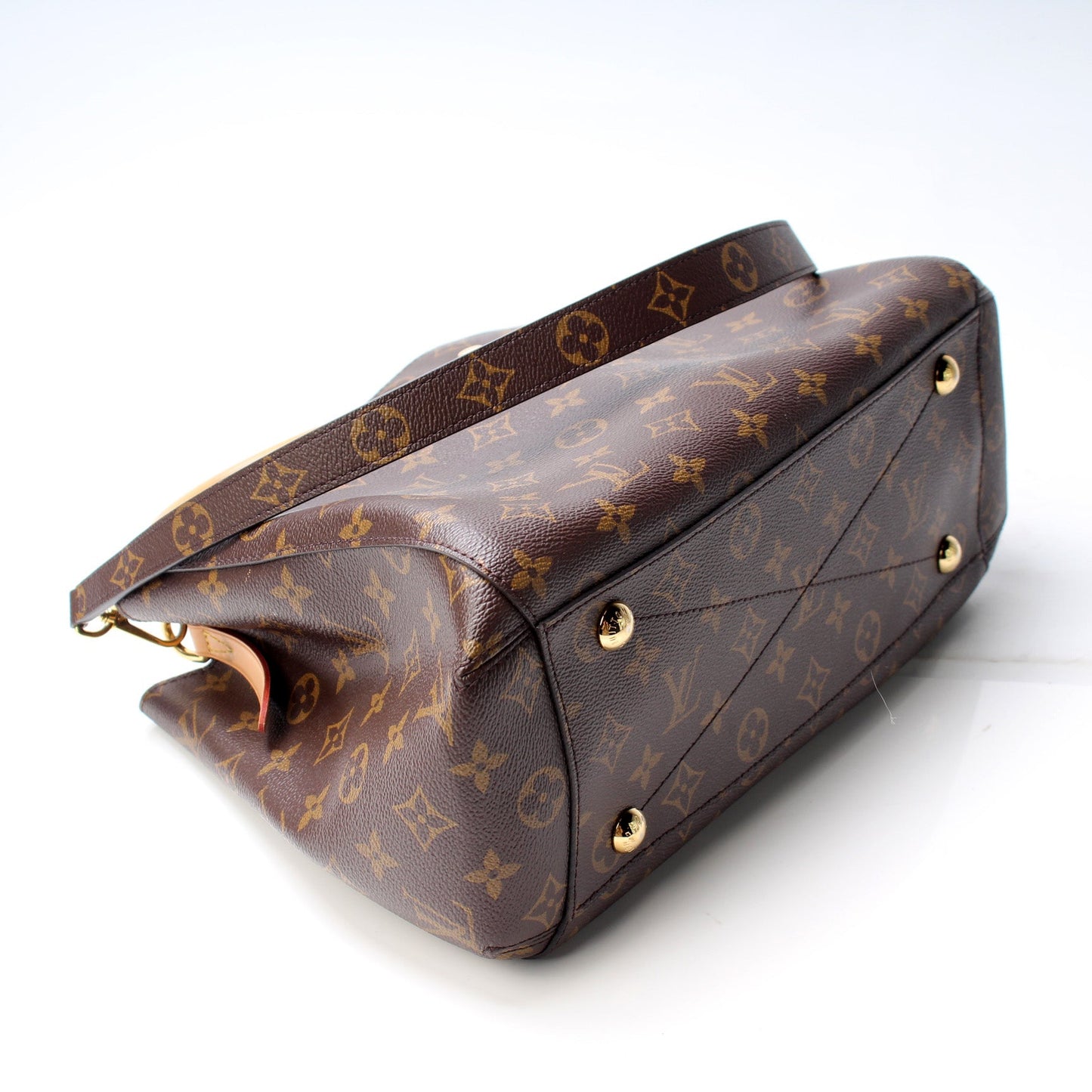 Louis Vuitton Montaigne MM Monogram