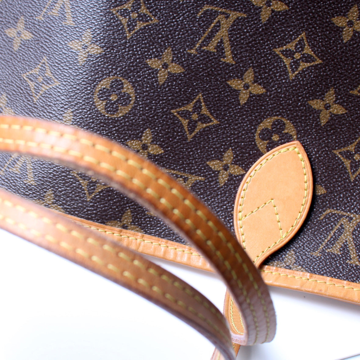 Louis Vuitton Neverfull MM Monogram