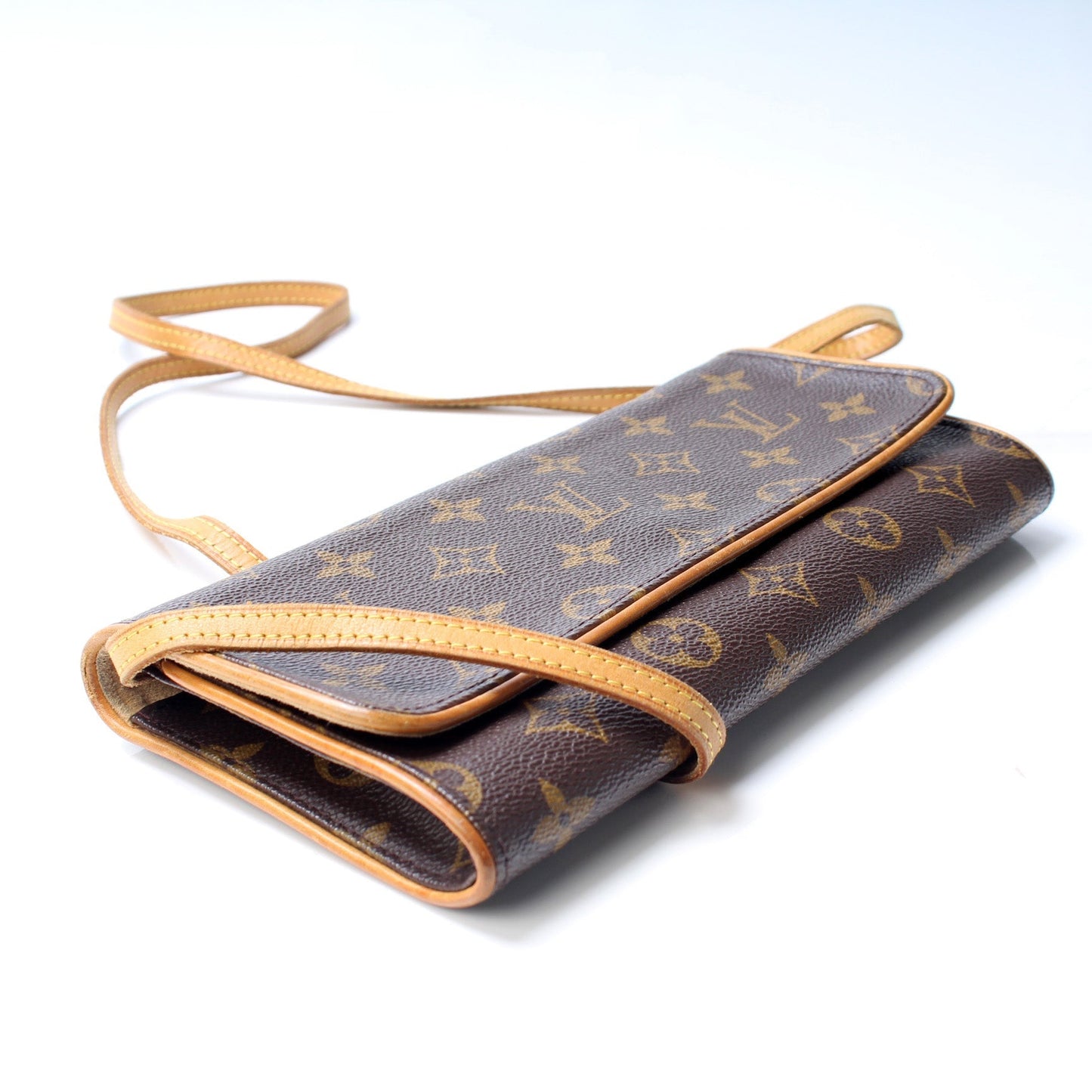 Louis Vuitton Pochette Twin GM Monogram