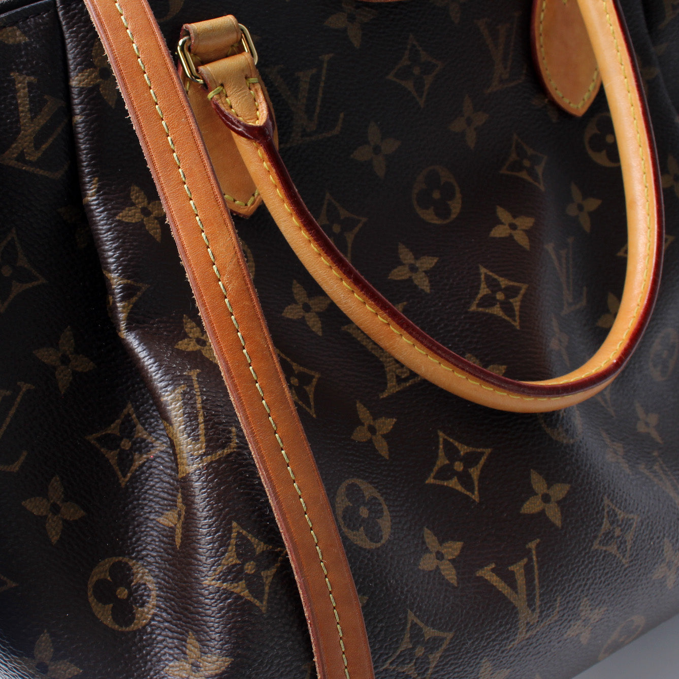 Louis Vuitton Turenne MM Monogram