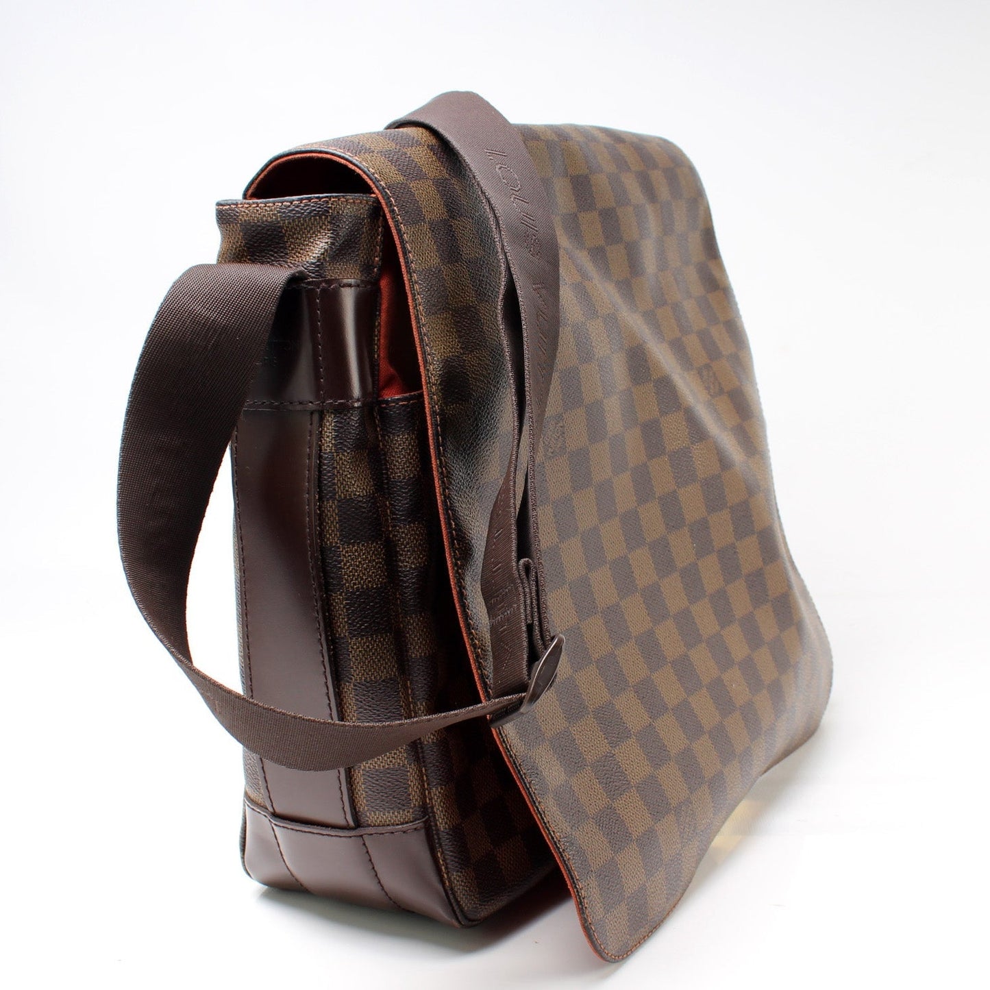 Louis Vuitton Bastille Messenger Damier Ebene