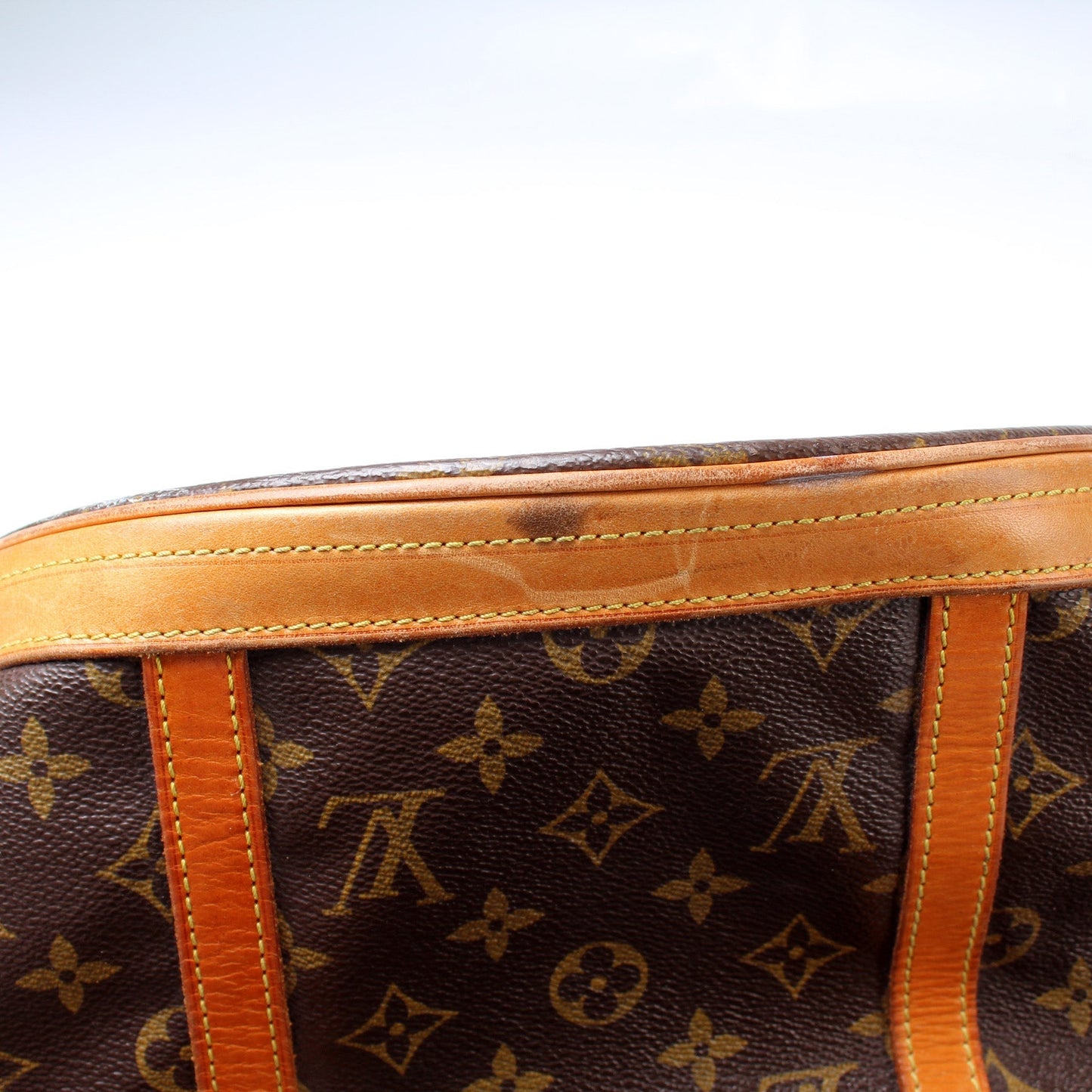 Louis Vuitton Bucket GM Monogram