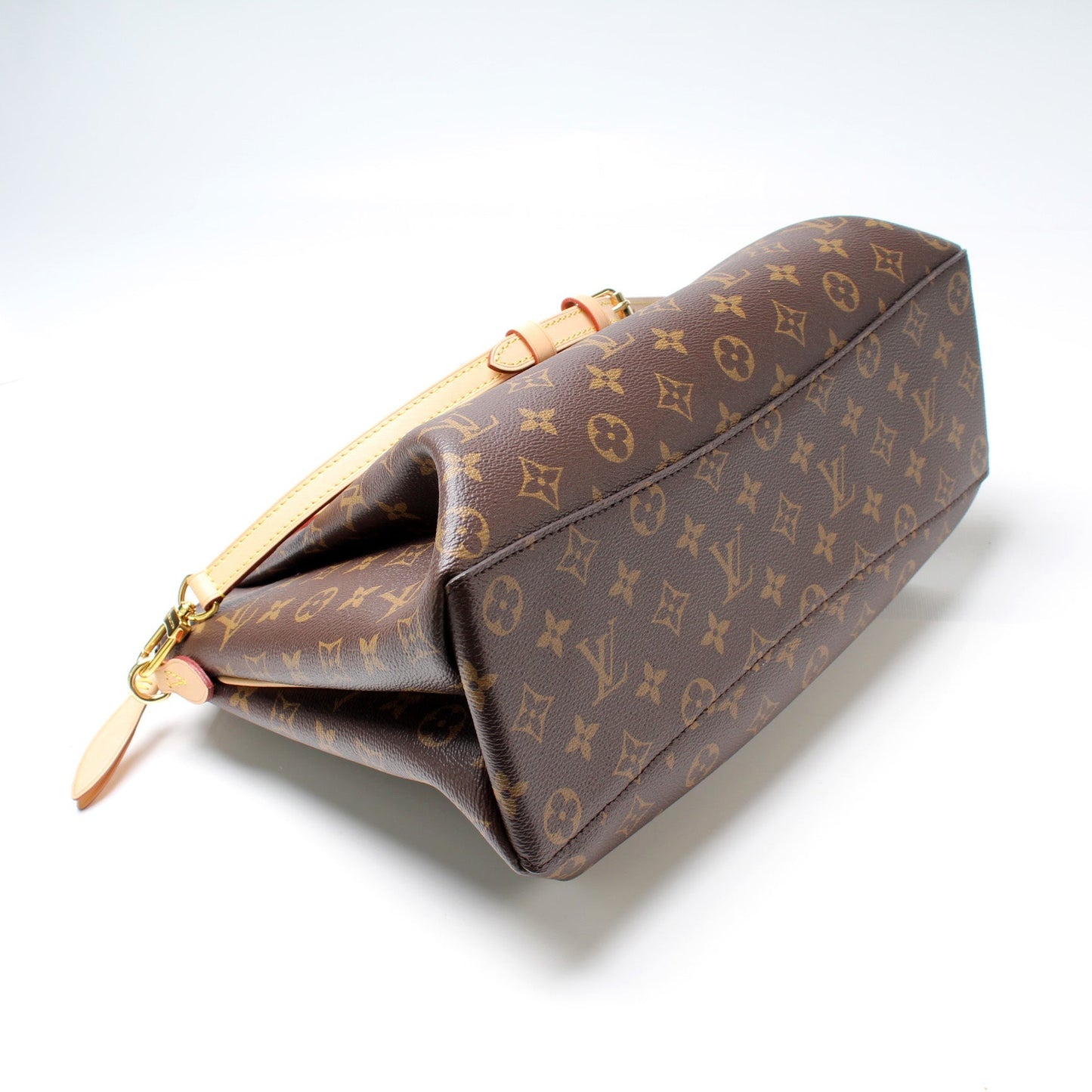 Louis Vuitton Rivoli NM MM Monogram