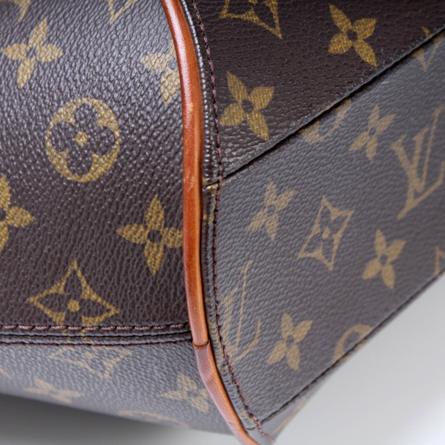 Louis Vuitton Ellipse MM Monogram