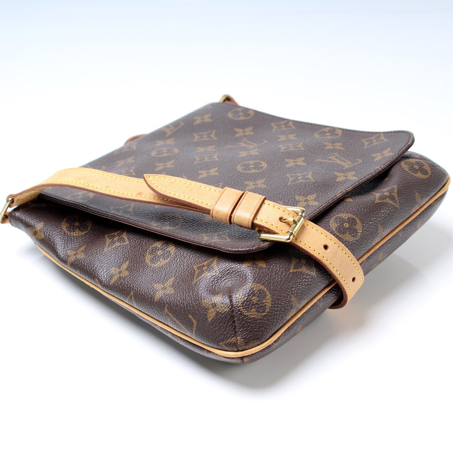 Louis Vuitton Musette Salsa Short Monogram