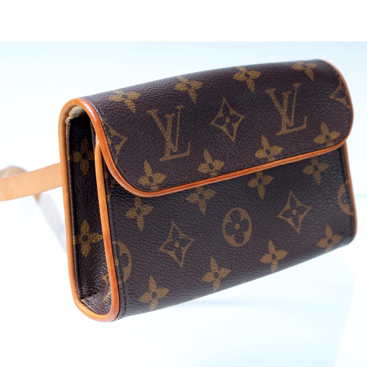 Louis Vuitton Pochette Florentine Monogram