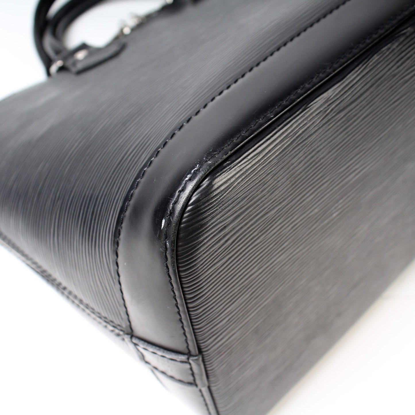 Louis Vuitton Alma PM Epi Older