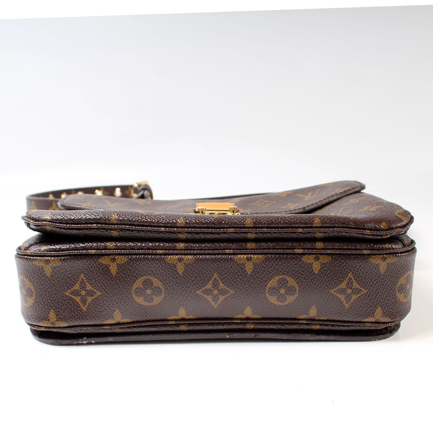 Louis Vuitton Pochette Metis Monogram