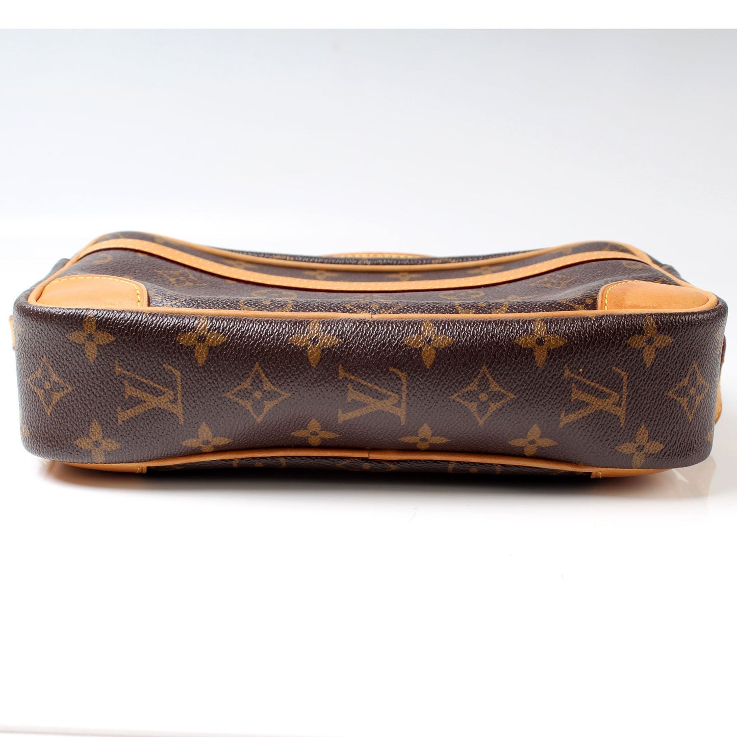 Louis Vuitton Trocadero 27 Monogram