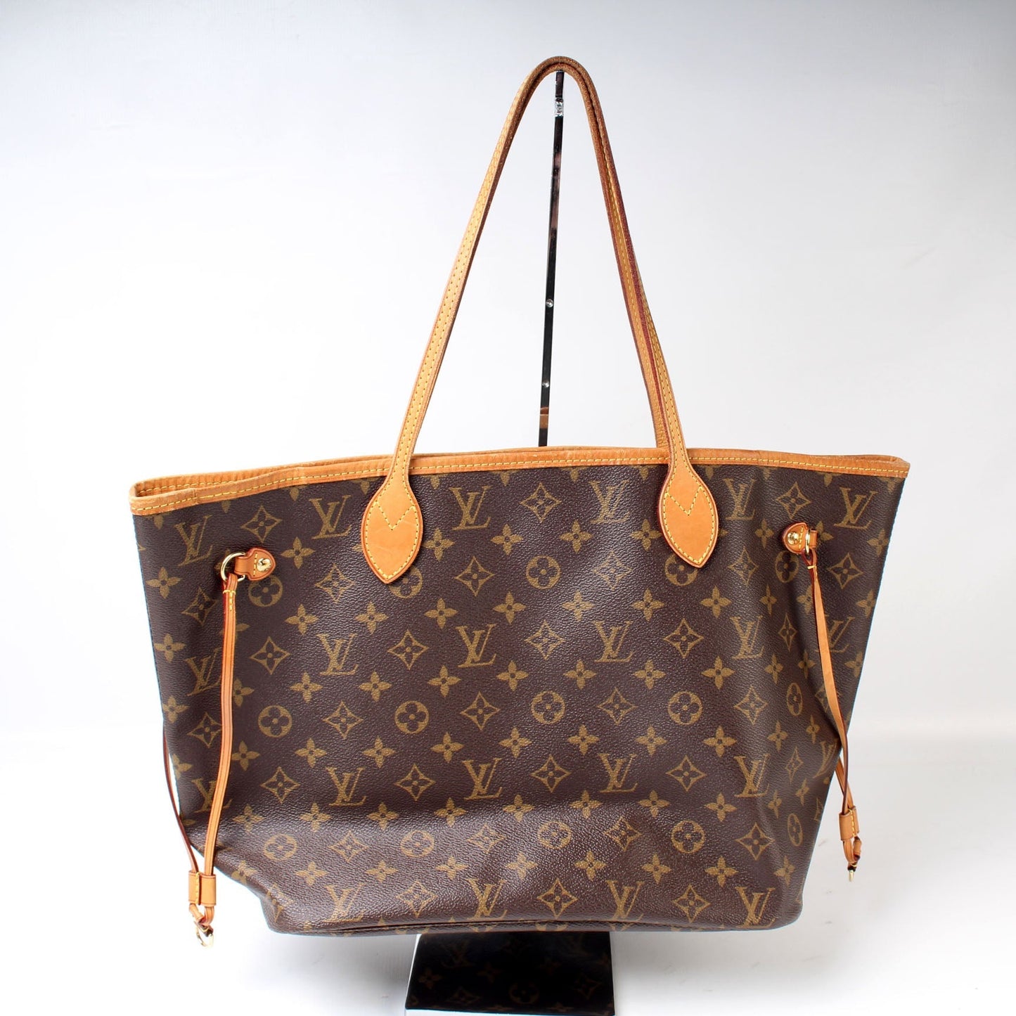 Louis Vuitton Neverfull MM Monogram