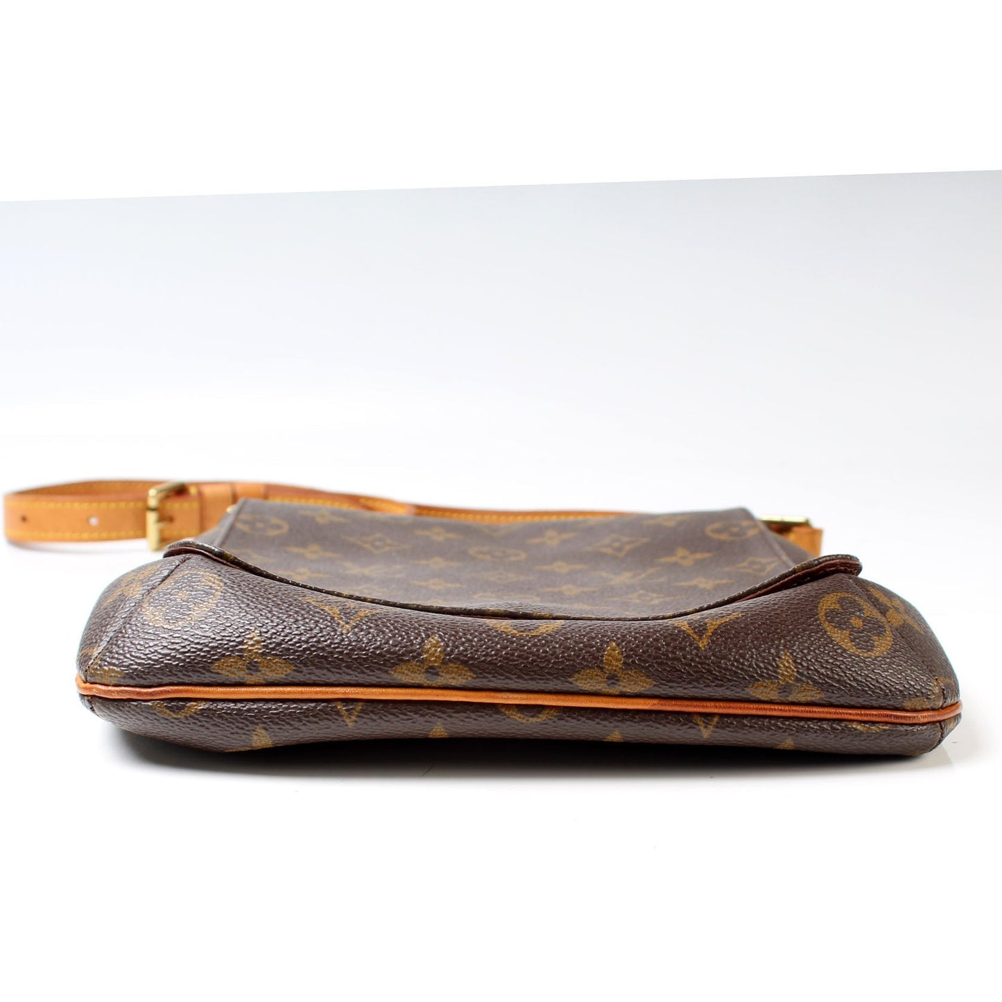 Louis Vuitton Musette Salsa Short Monogram