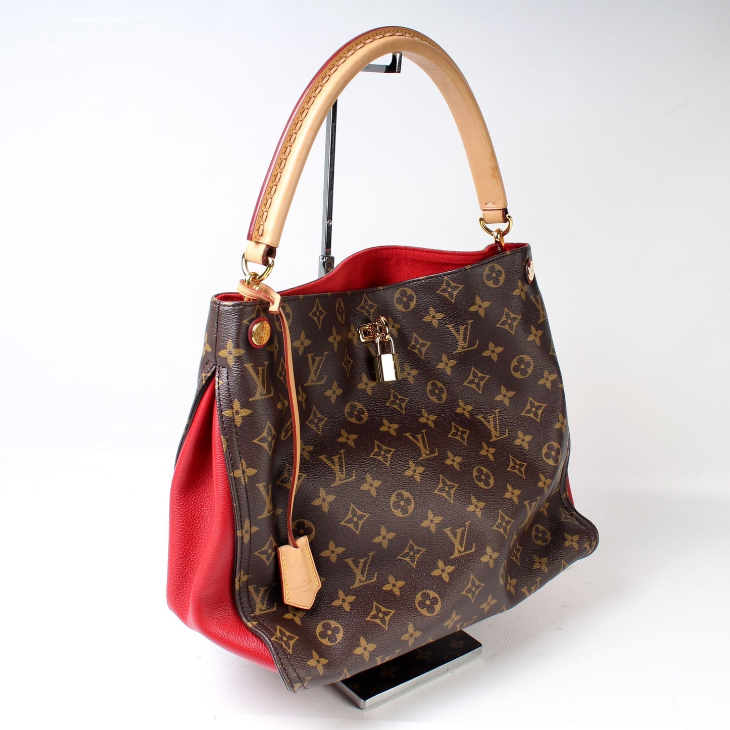 Louis Vuitton Gaia Monogram