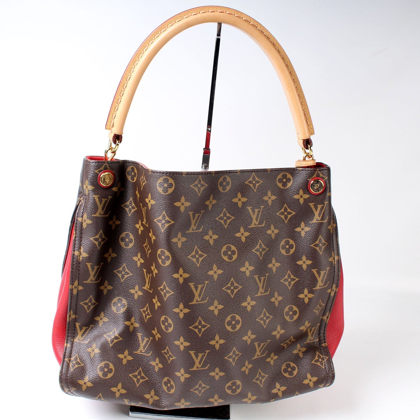 Louis Vuitton Gaia Monogram
