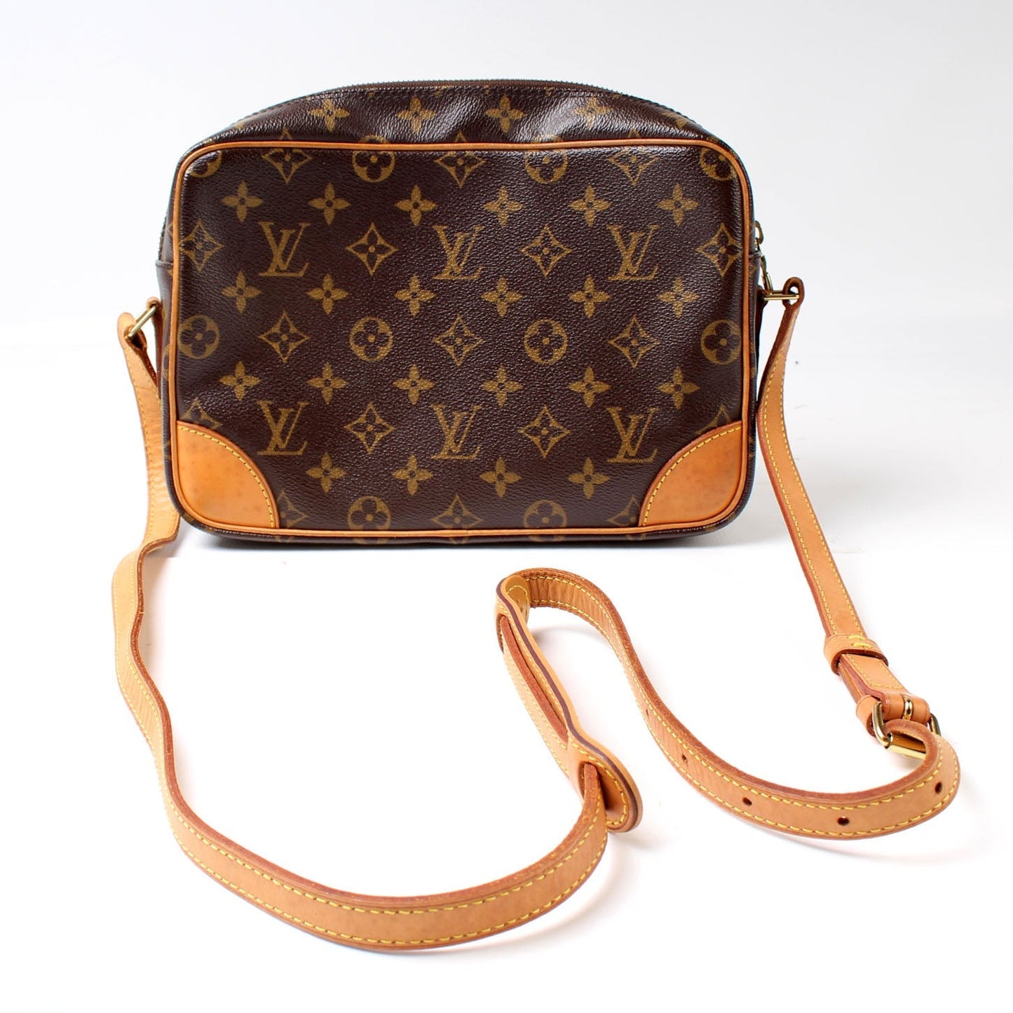 Louis Vuitton Trocadero 27 Monogram