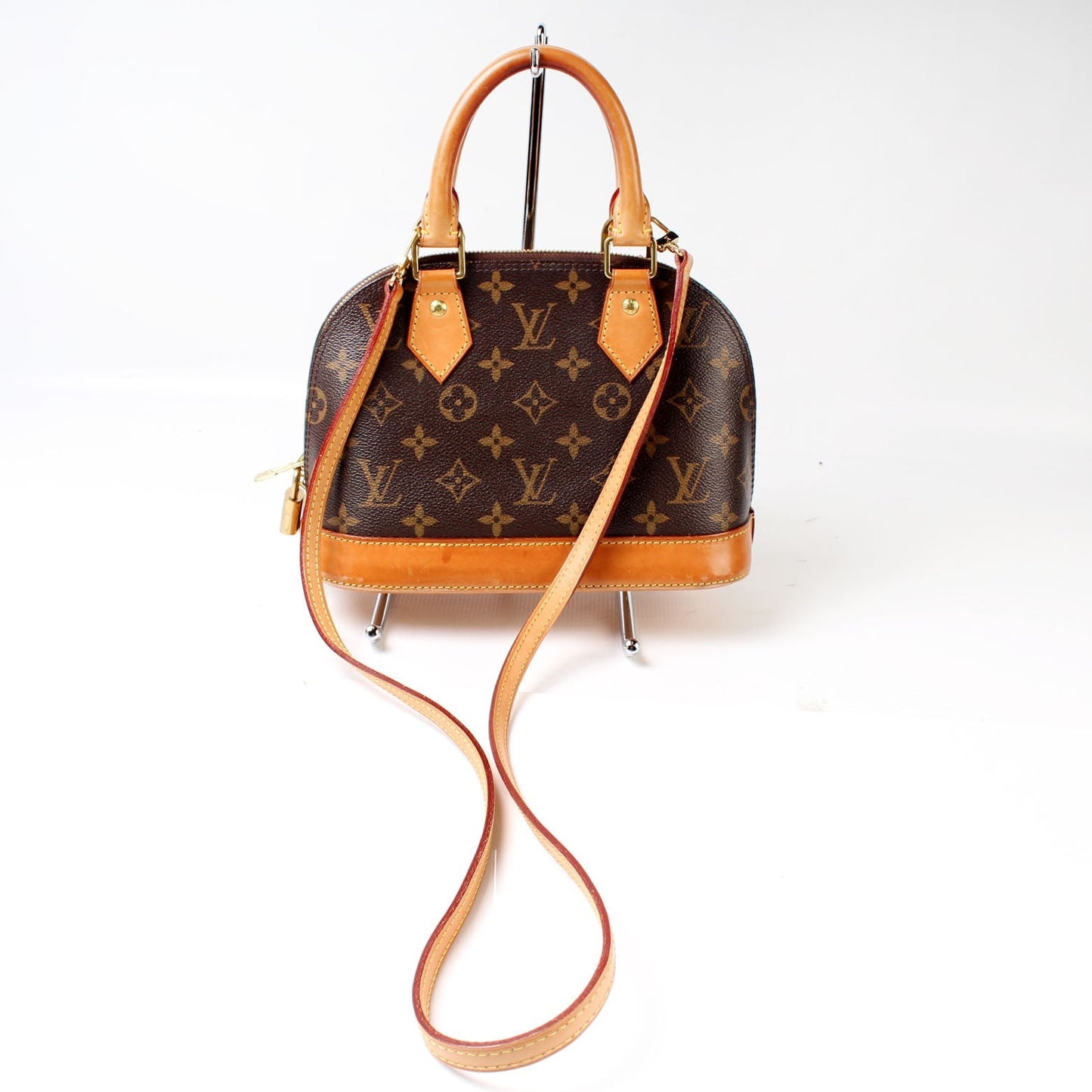 Louis Vuitton Alma BB Monogram