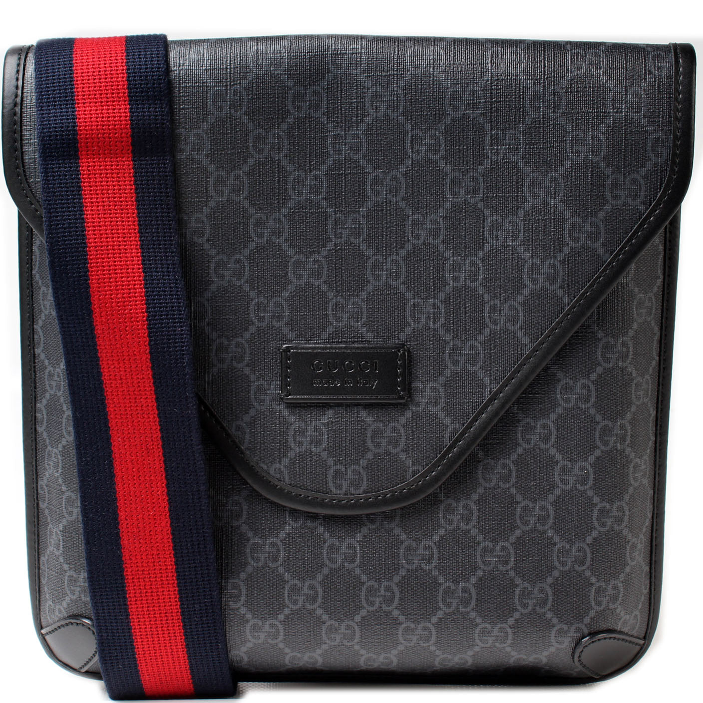 Gucci 599521 GG Supreme Messenger Bag