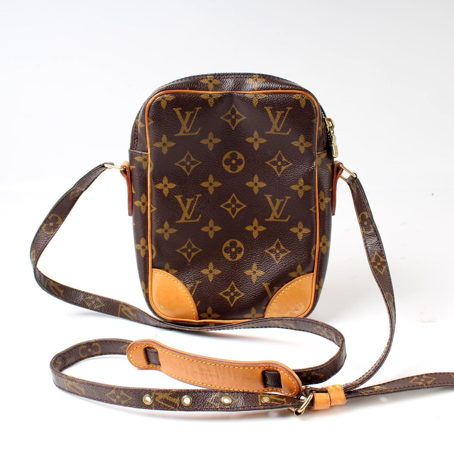 Louis Vuitton Danube Monogram