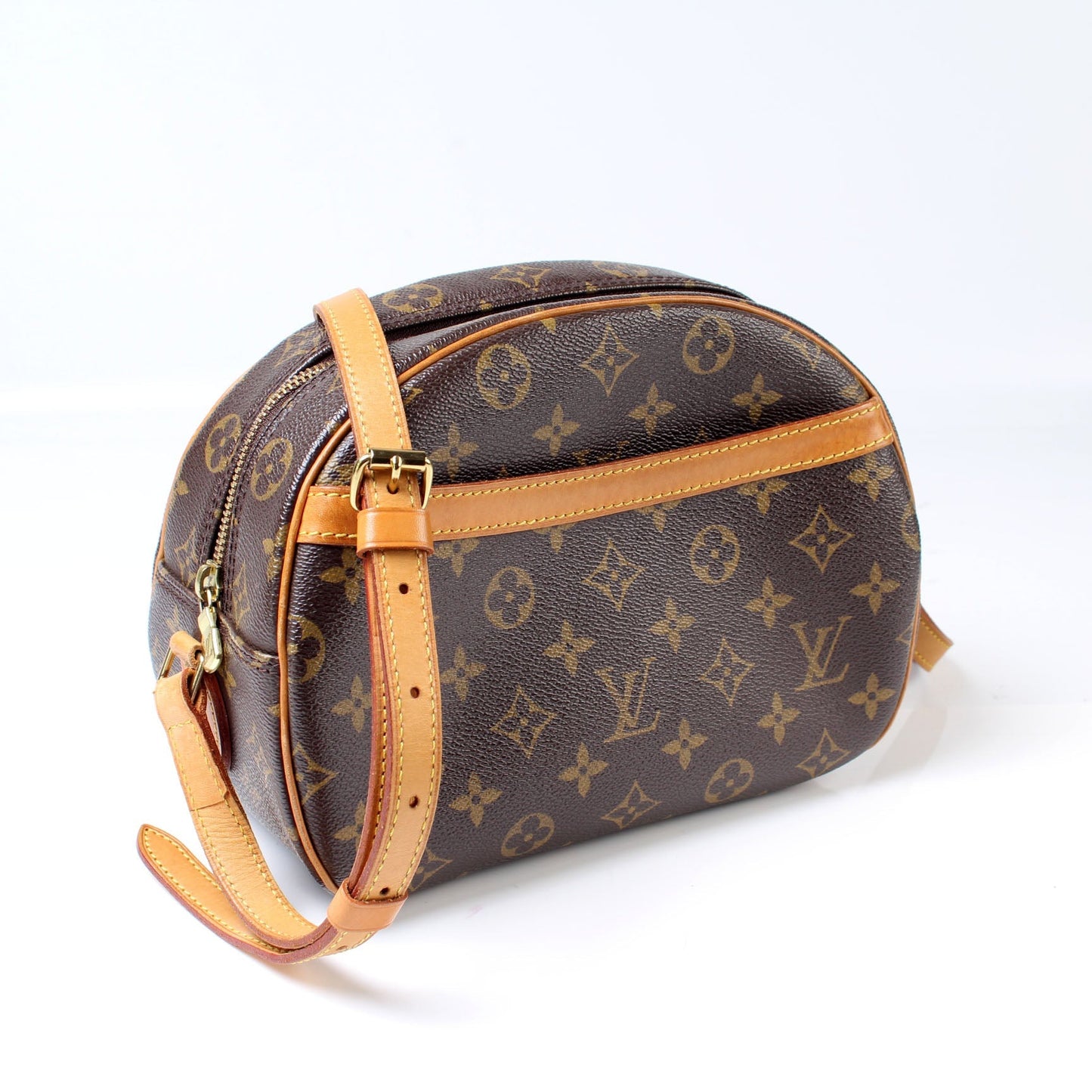 Louis Vuitton Blois Crossbody Monogram