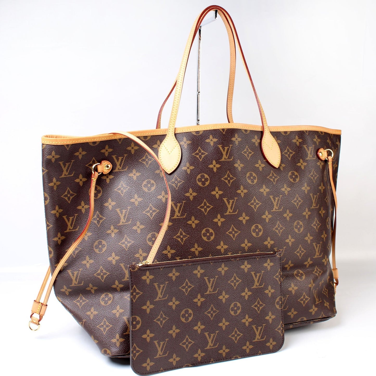 Louis Vuitton Neverfull MM W/Wallet Monogram