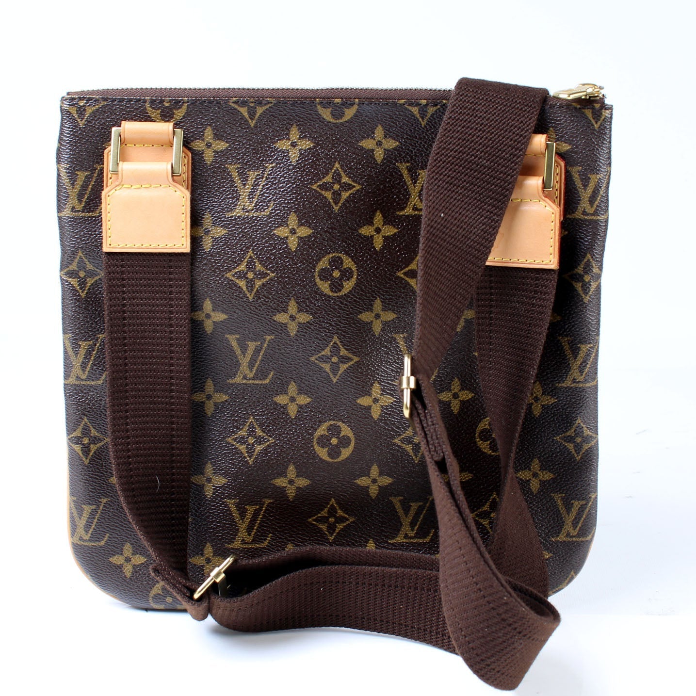 Louis Vuitton Pochette Bosphore Monogram