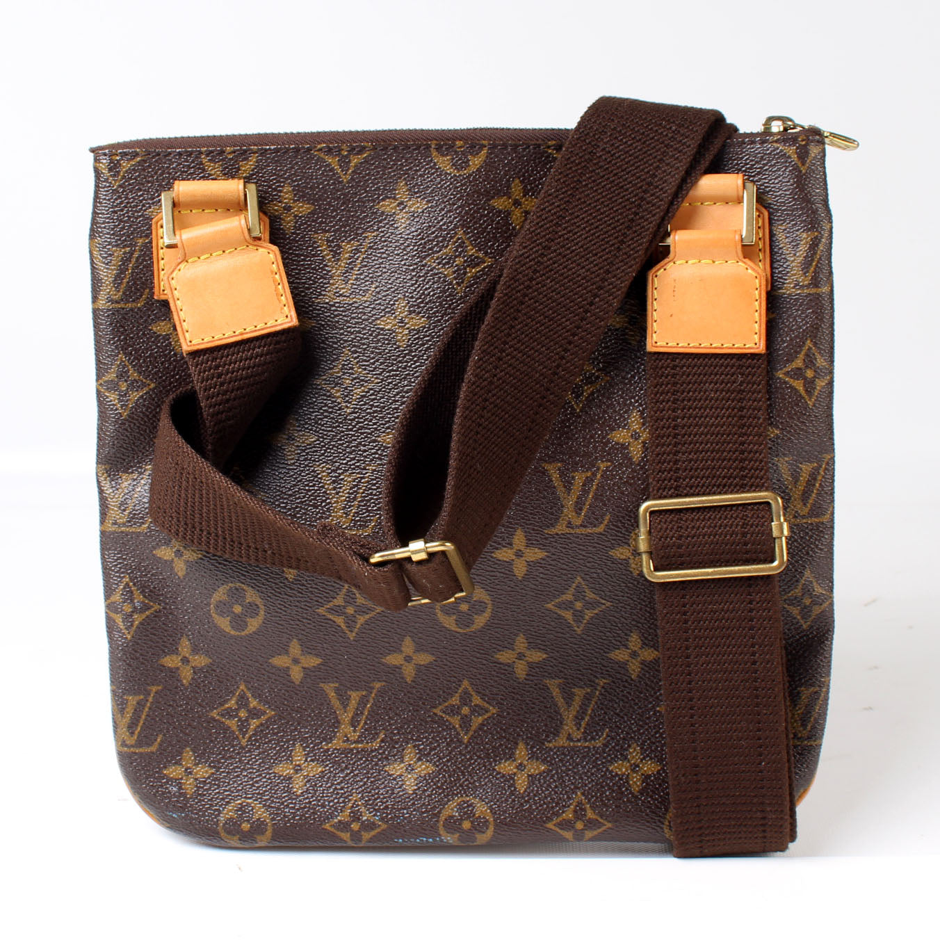 Louis Vuitton Pochette Bosphore Monogram