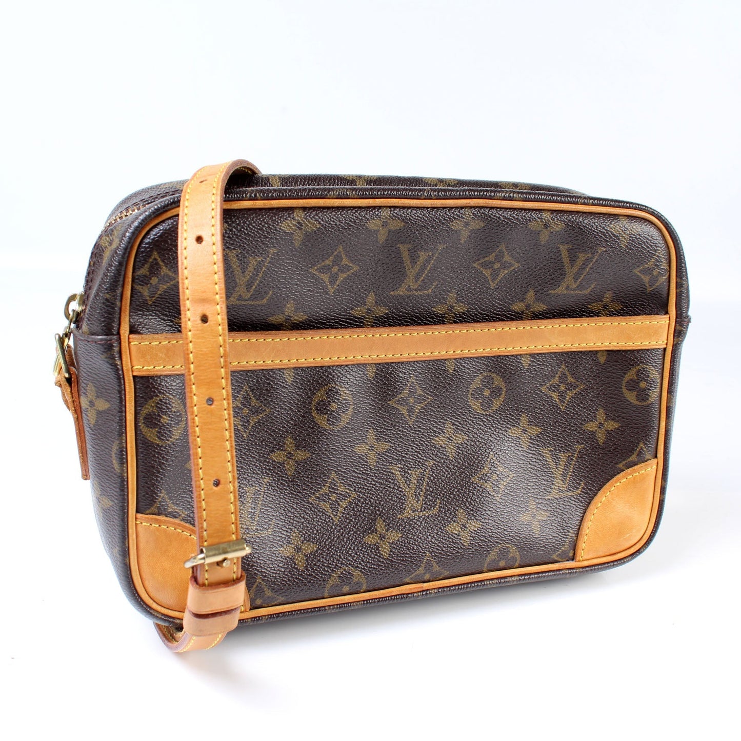 Louis Vuitton Trocadero 27 Monogram