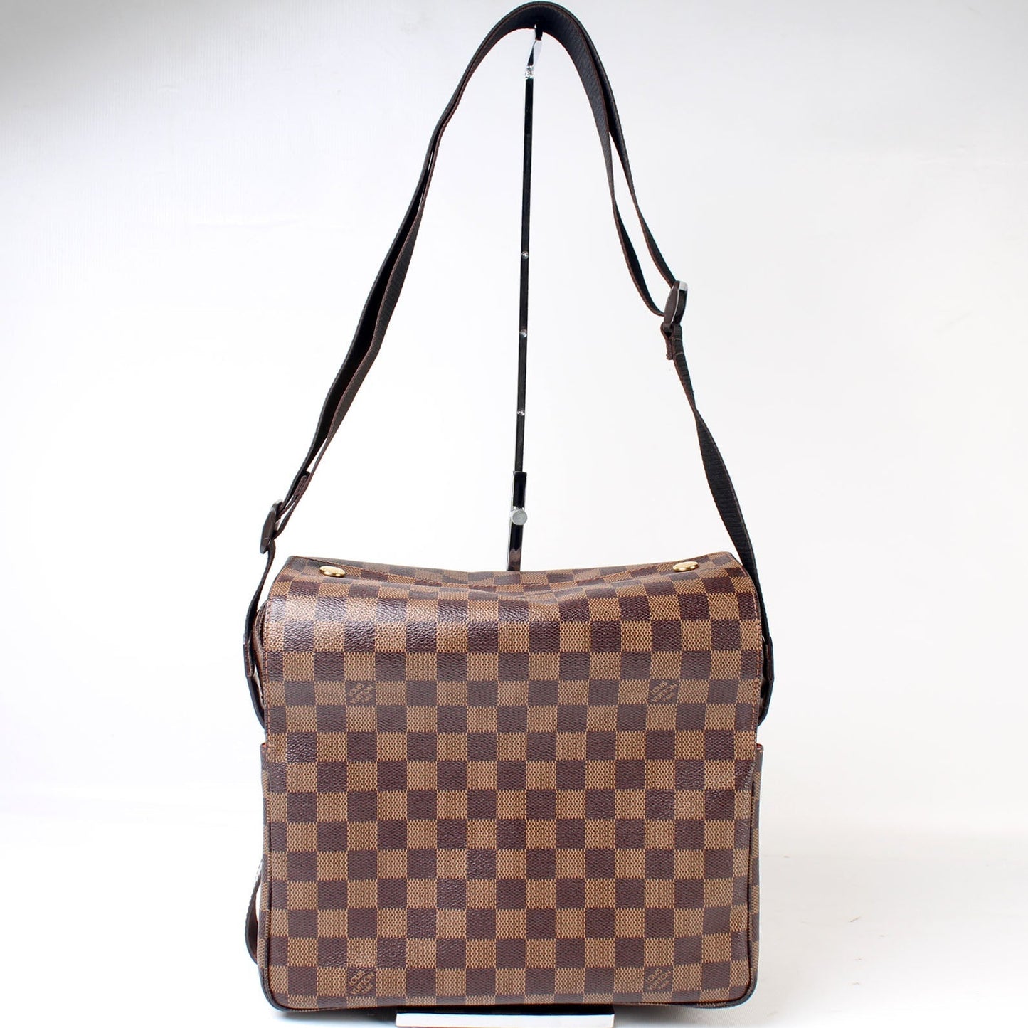 Louis Vuitton Naviglio Messenger Damier Ebene
