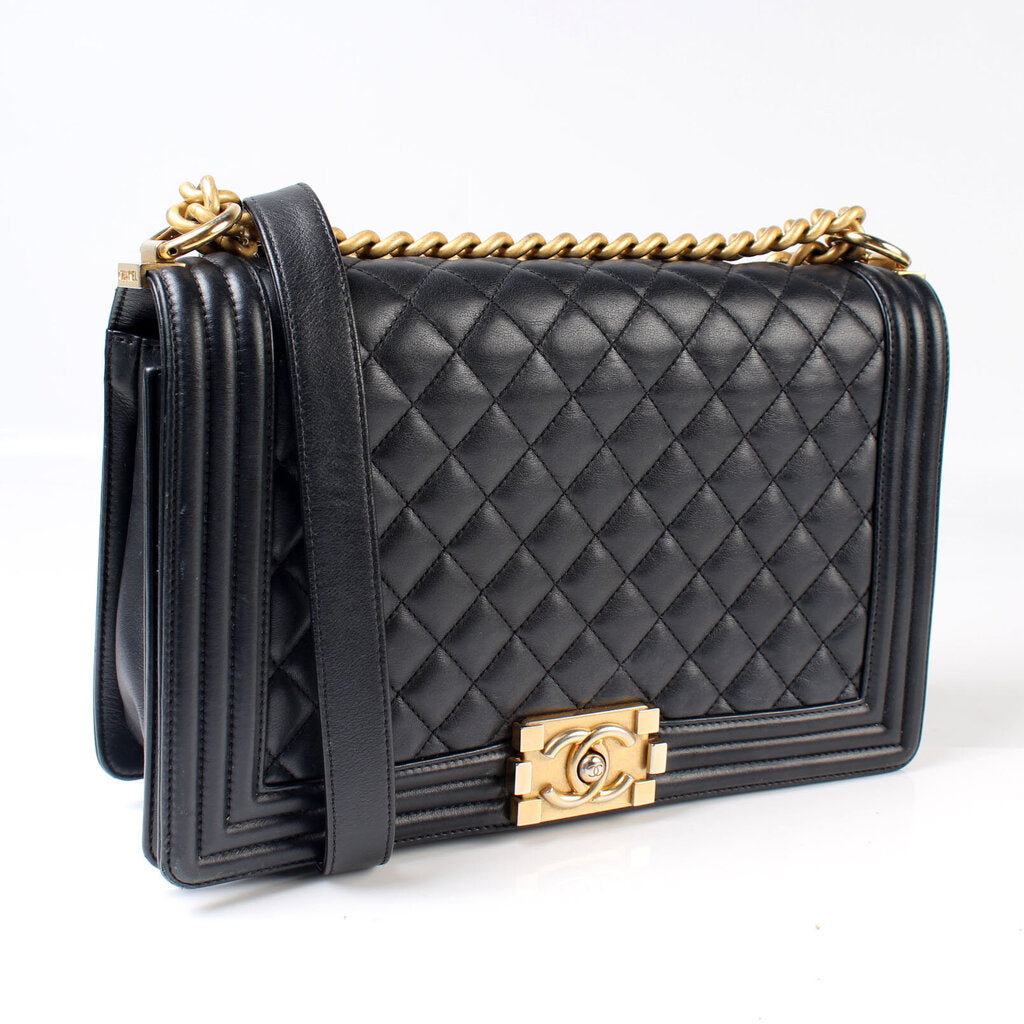 Chanel Boy Flap Medium Newer Lambskin 25M Bag