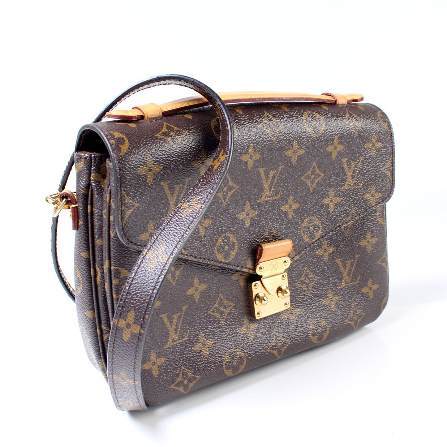 Louis Vuitton Pochette Metis Monogram