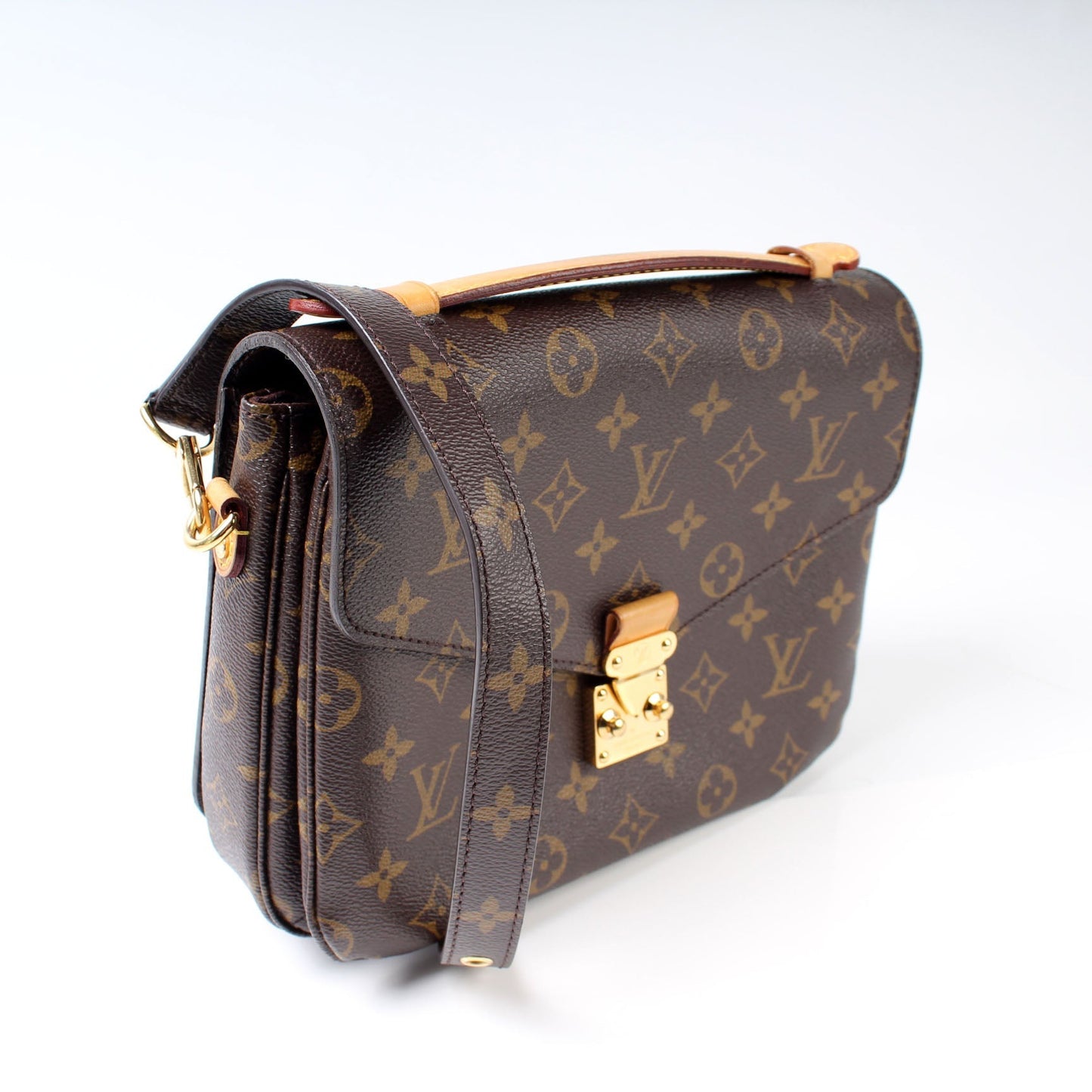 Louis Vuitton Pochette Metis Monogram